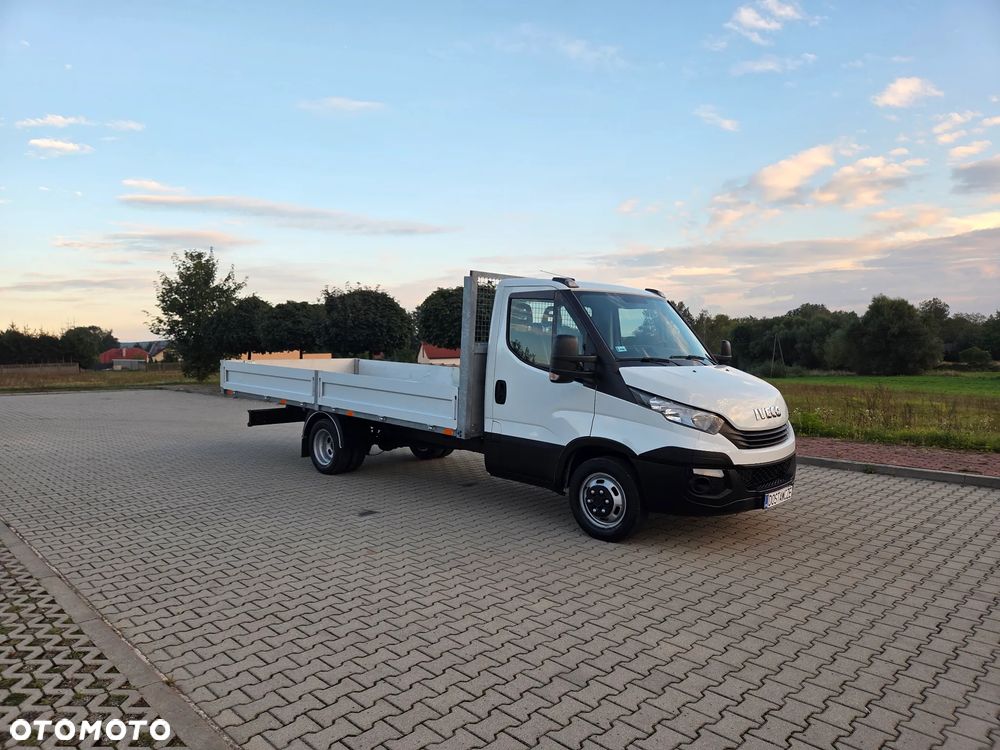 Iveco Daily 35s140 / skrzynia długa 5 m / Zadbane / JAK NOWY ! - 35