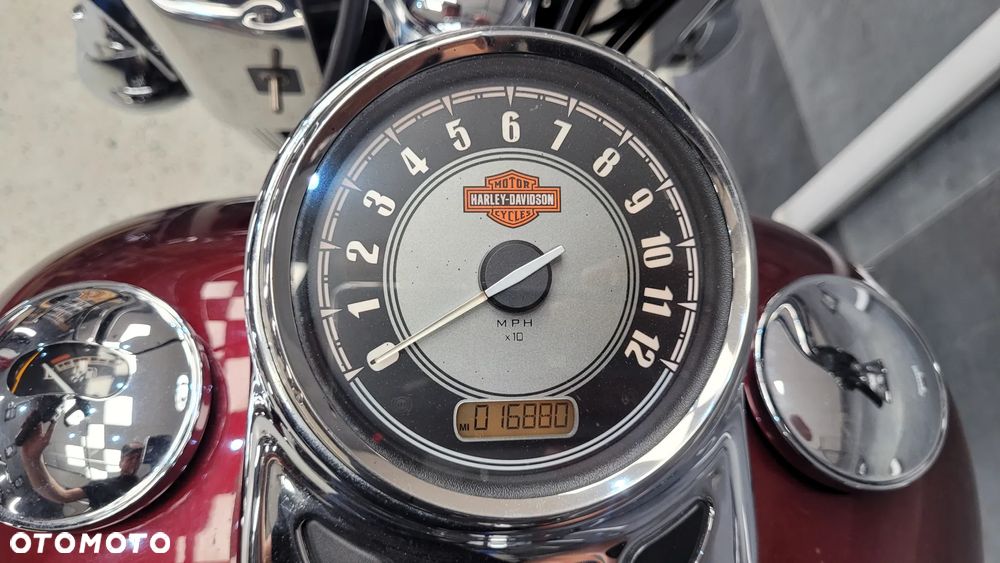 Harley-Davidson Softail Heritage Classic - 9