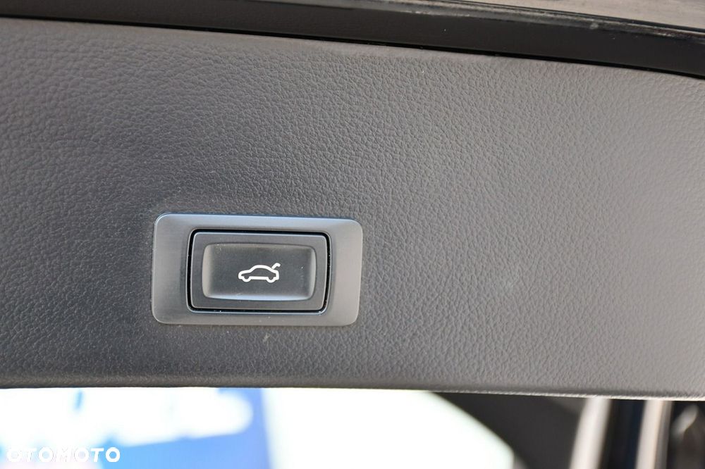 Audi A6 Avant 2.0 TDI Ultra - 39
