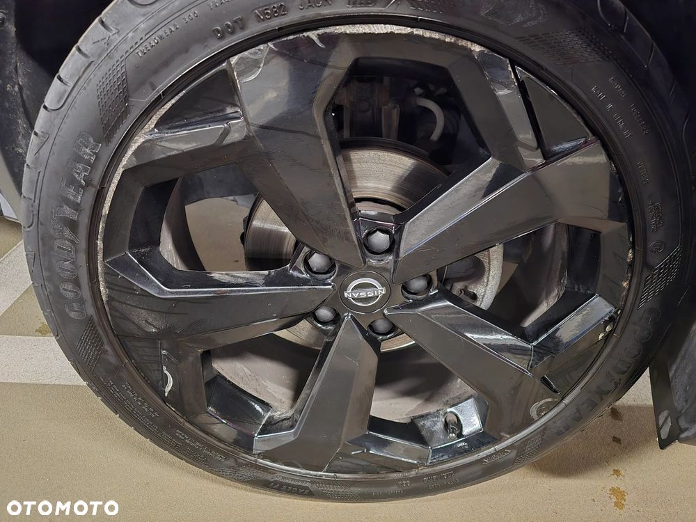 Nissan Juke 1.0 DIG-T Kiiro - 16