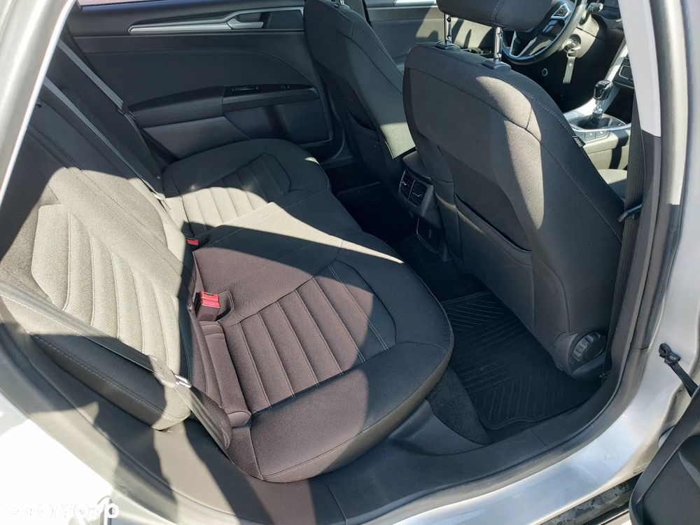 Ford Mondeo 1.5 EcoBoost Trend - 14
