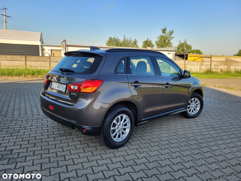 Mitsubishi ASX - 12