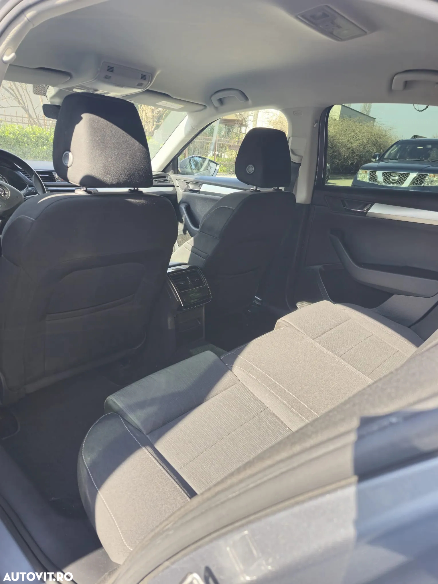 Skoda Superb 2.0 TDI Ambition - 11