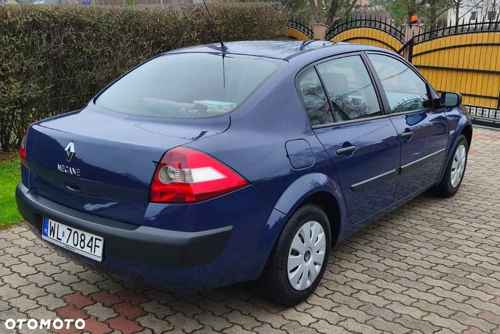 Renault Megane 1.5 dCi Confort Authentique - 4