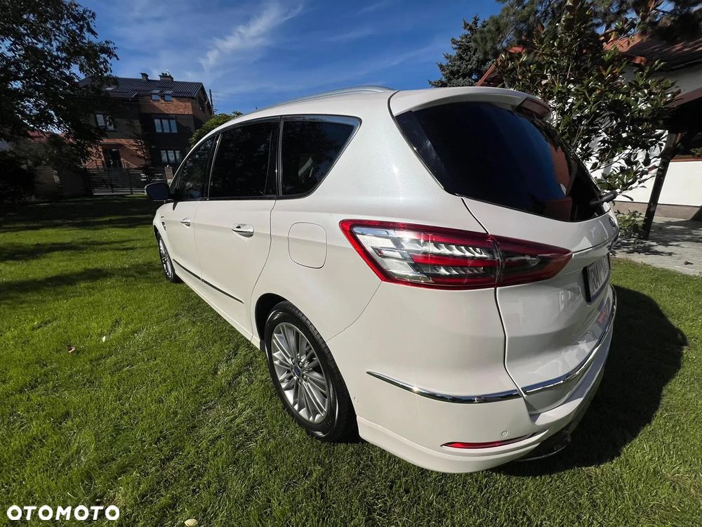 Ford S-Max - 26