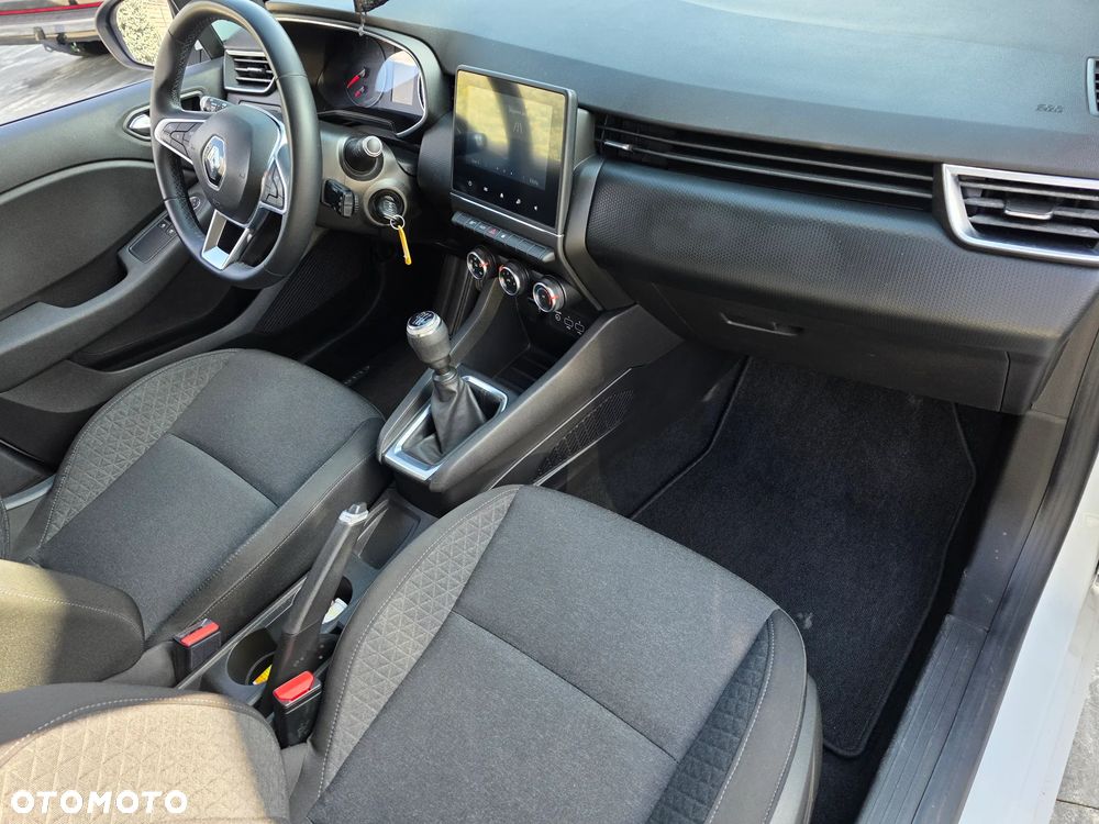 Renault Clio - 5