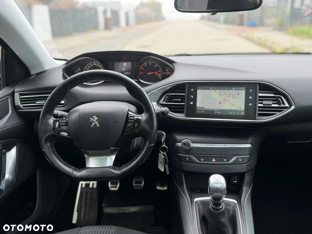 Peugeot 308 1.5 BlueHDi Allure S&S - 14