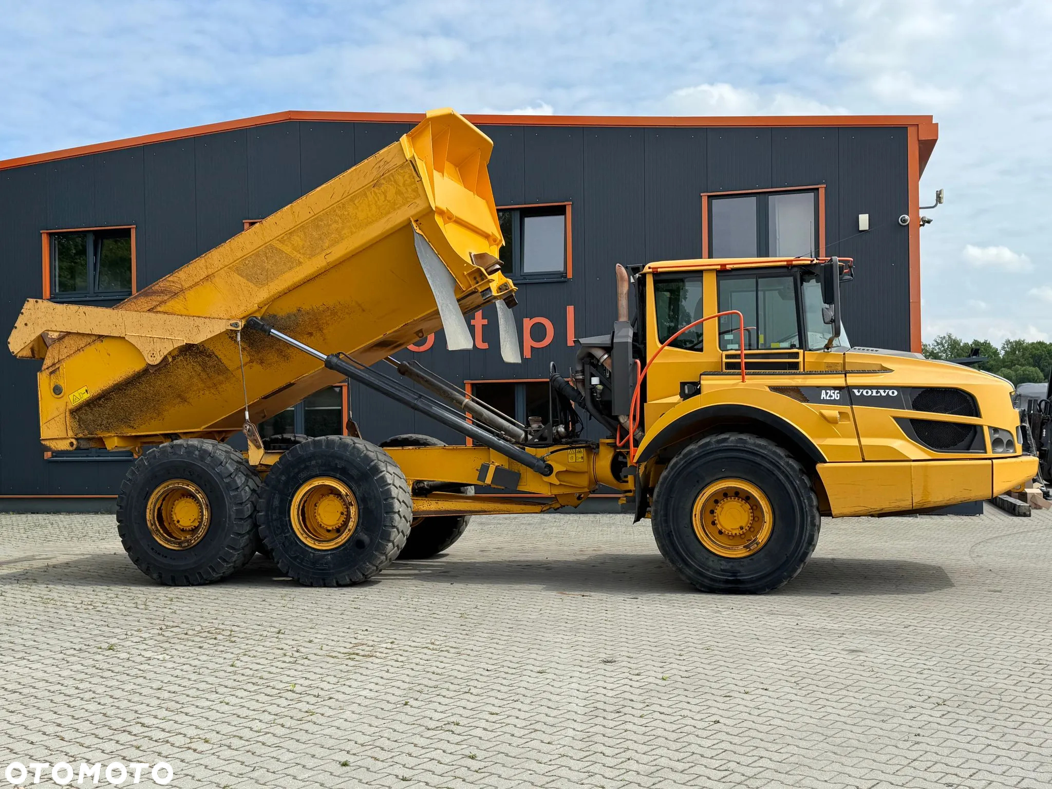 Volvo A25G 6x6 WOZIDŁO - 10