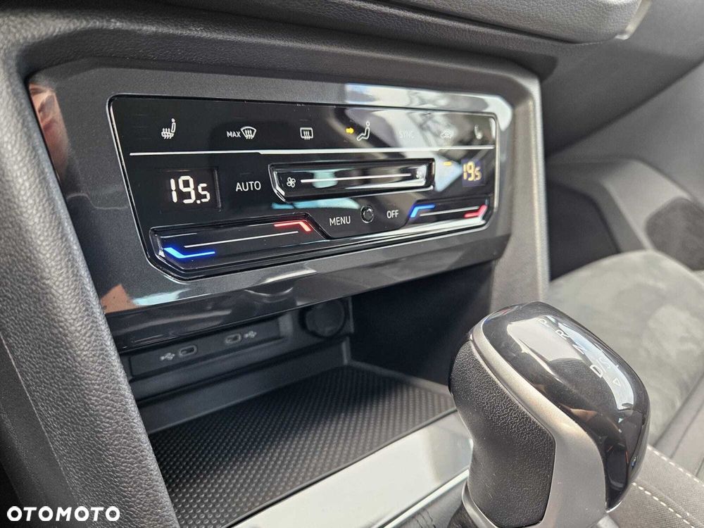 Volkswagen Tiguan - 13