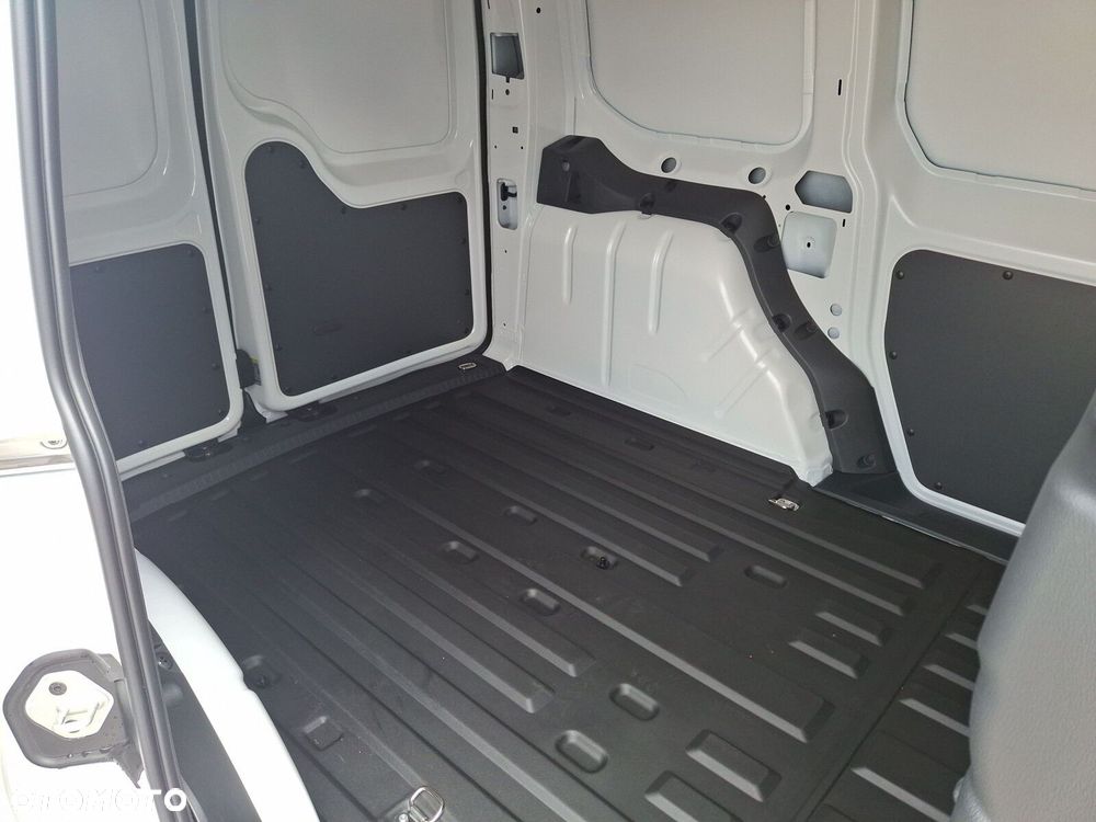 Volkswagen Caddy Cargo - 39