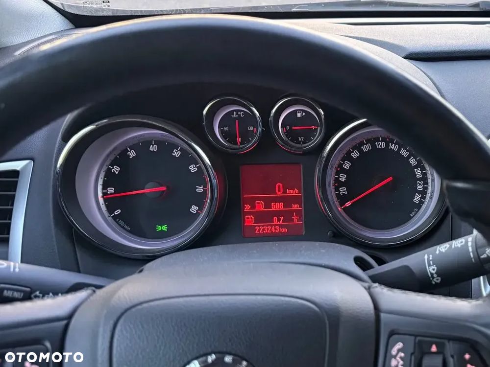 Opel Astra 1.6 T Sport - 7