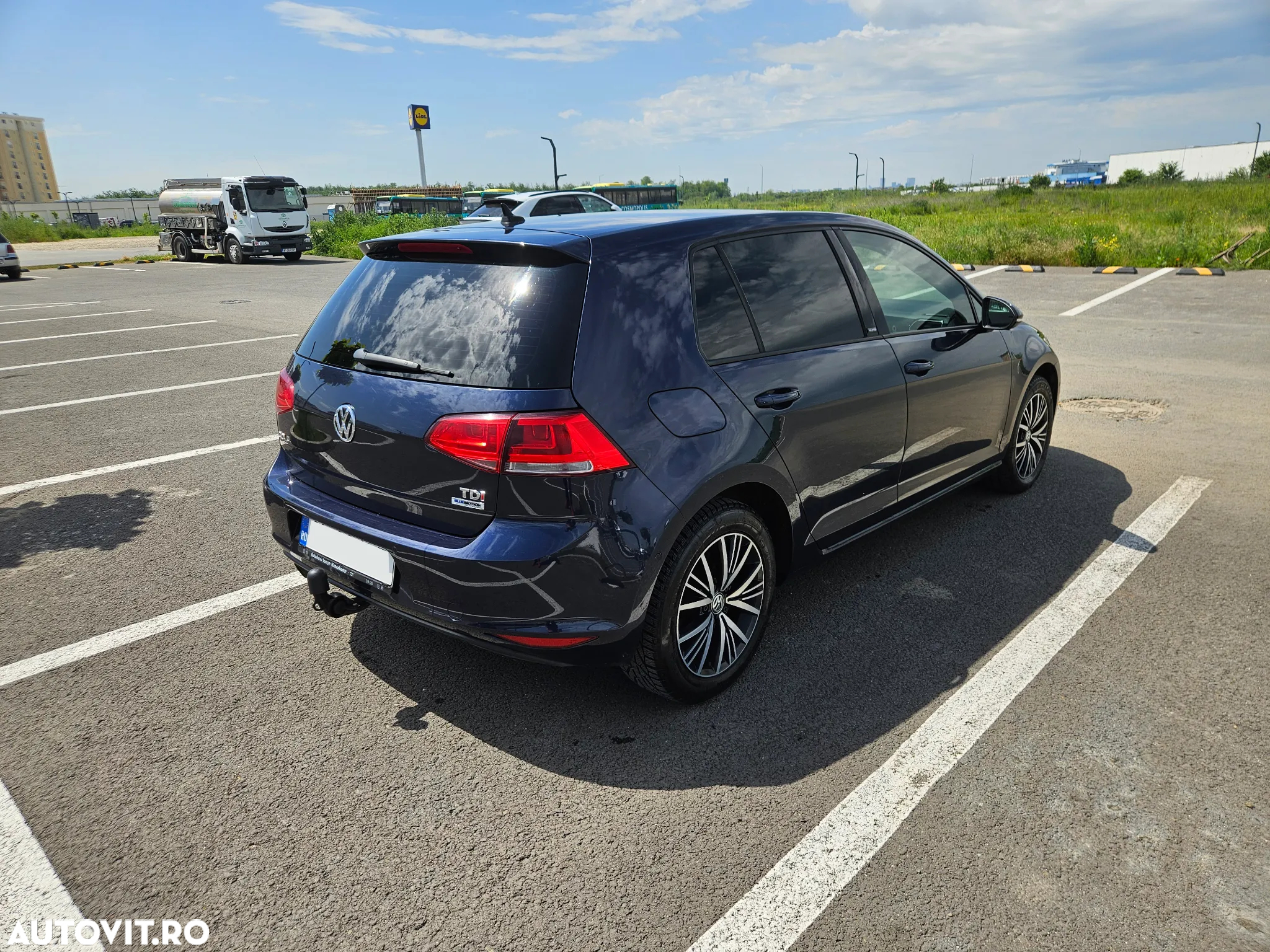 Volkswagen Golf 1.6 TDI BlueMotion Technology Allstar - 4