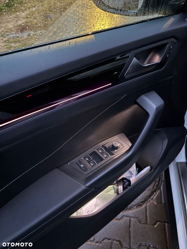 Volkswagen T-Roc 1.5 TSI Style - 8