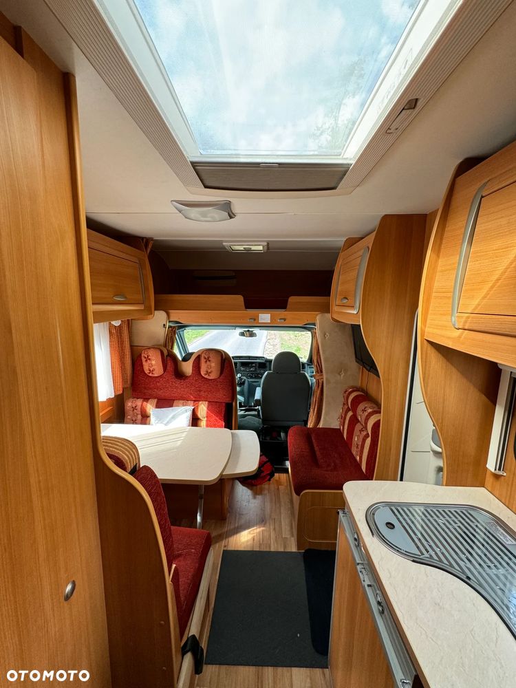 Ford Transit - 11