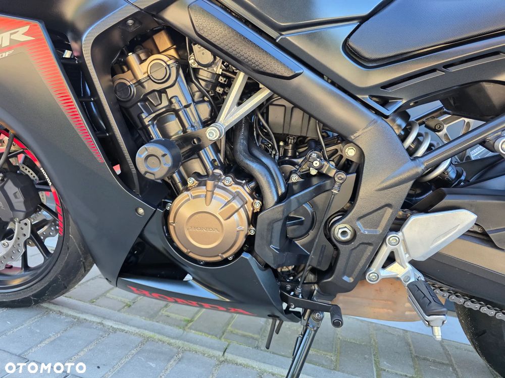 Honda CBR - 13