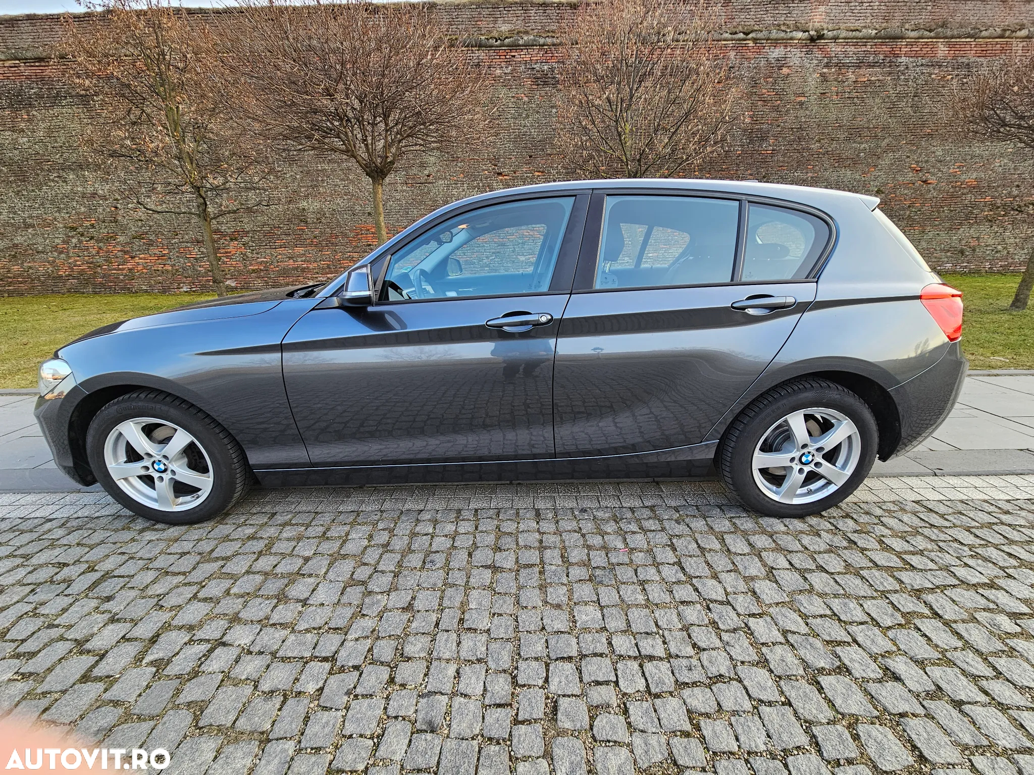 BMW Seria 1 118d Edition Metropolitan - 14