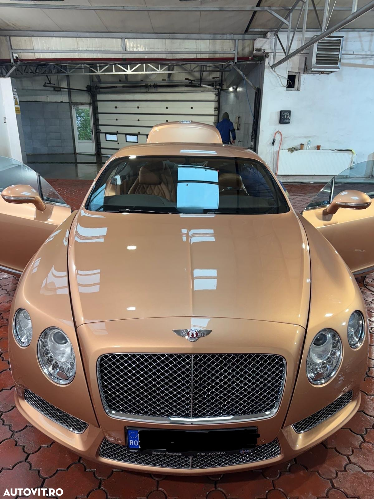 Bentley Continental - 2