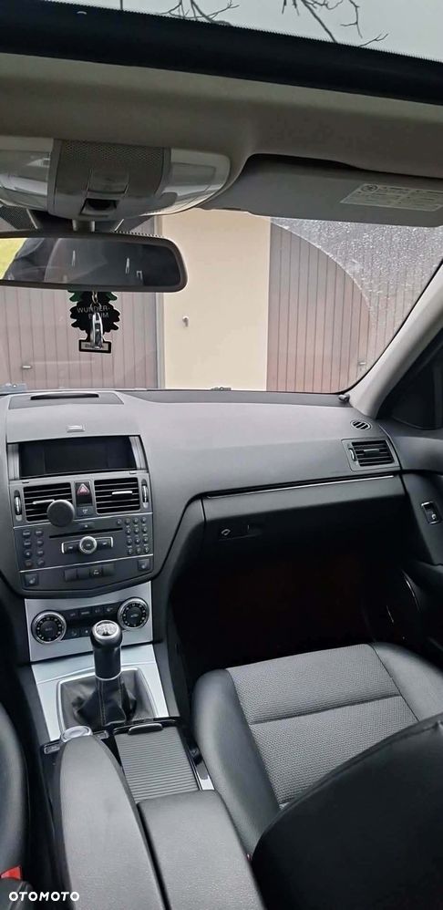 Mercedes-Benz Klasa C 220 CDI Avantgarde - 9
