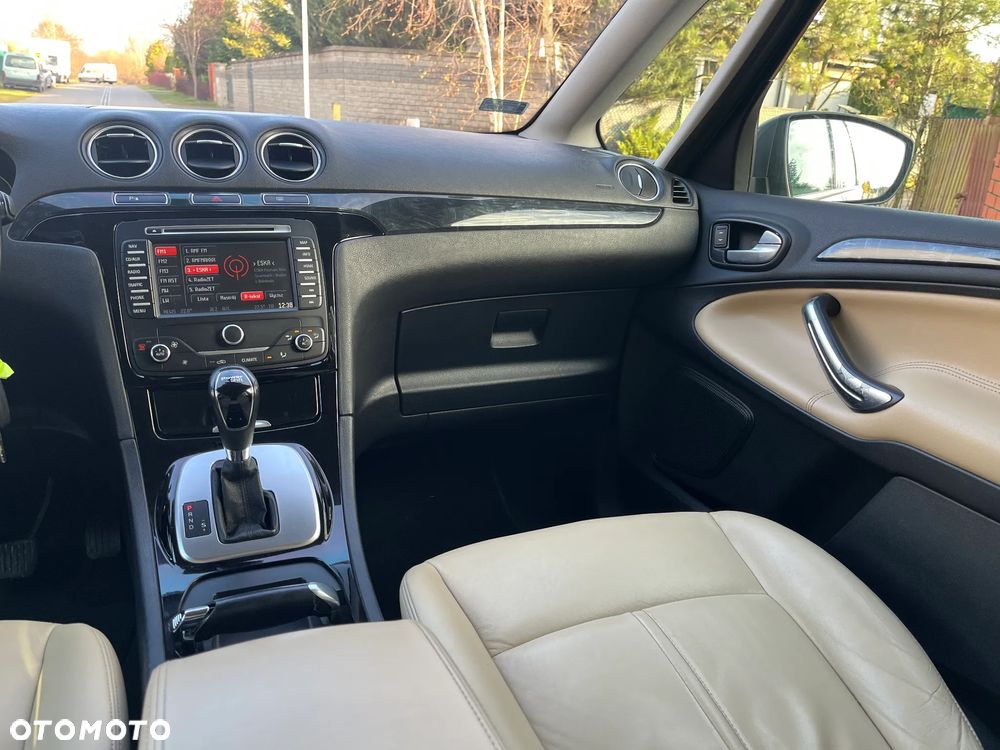 Ford S-Max 2.0 TDCi DPF Business Edition - 20