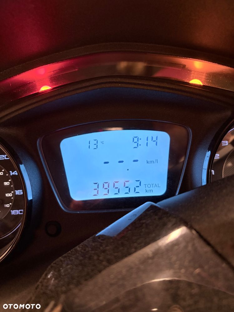 Piaggio X10 - 5