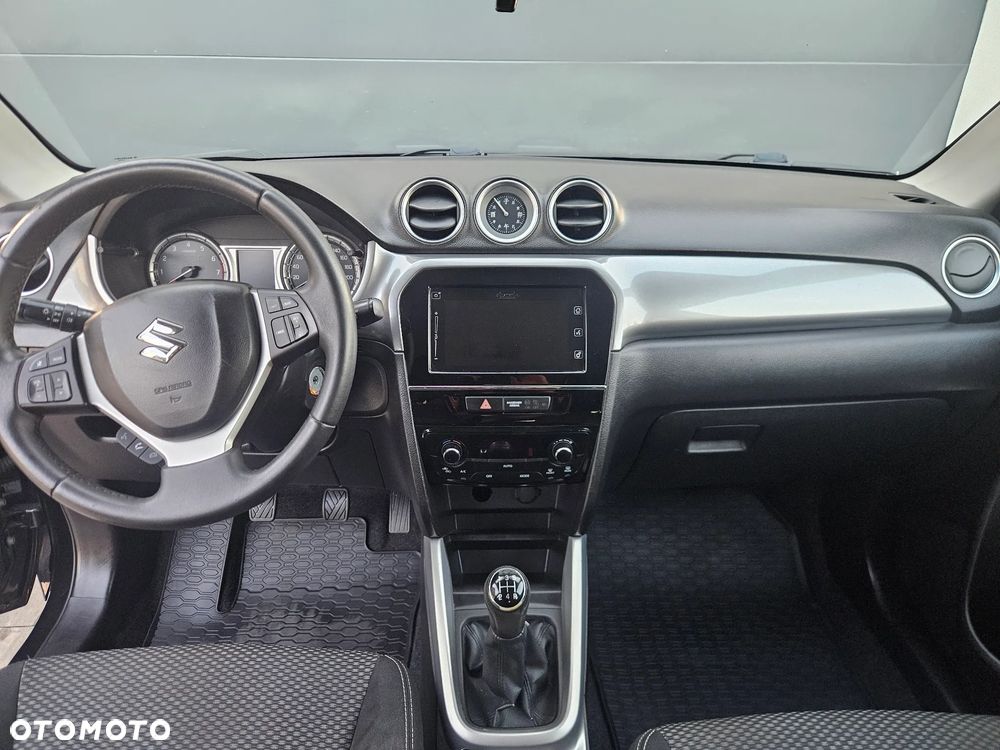 Suzuki Vitara 1.6 Elegance 2WD - 17