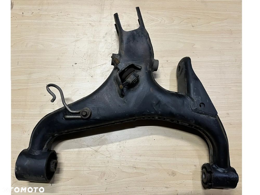 Wahacz tylny prawy dolny Land Rover Discovery 3 III / Range Rover Sport L320 - 1