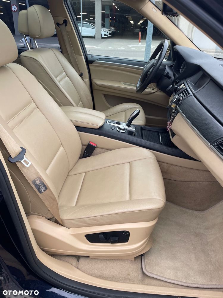 BMW X5 - 11