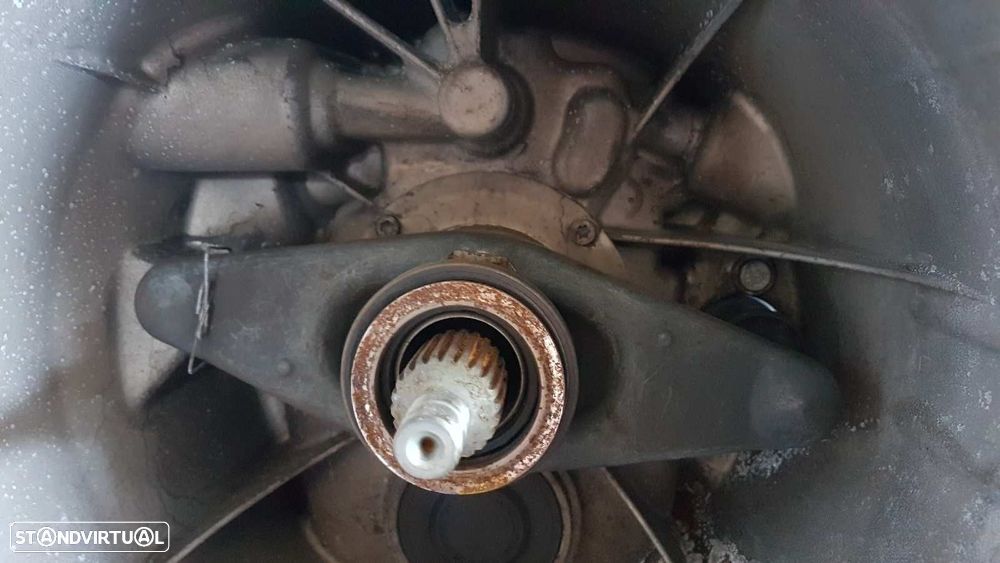 CAIXA DE VELOCIDADES BMW SERIE 1 BERLINA (E81/E87) 120D - 4