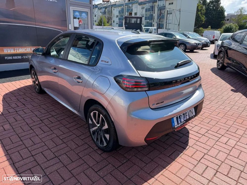 Peugeot e-208 50 kWh Style - 37