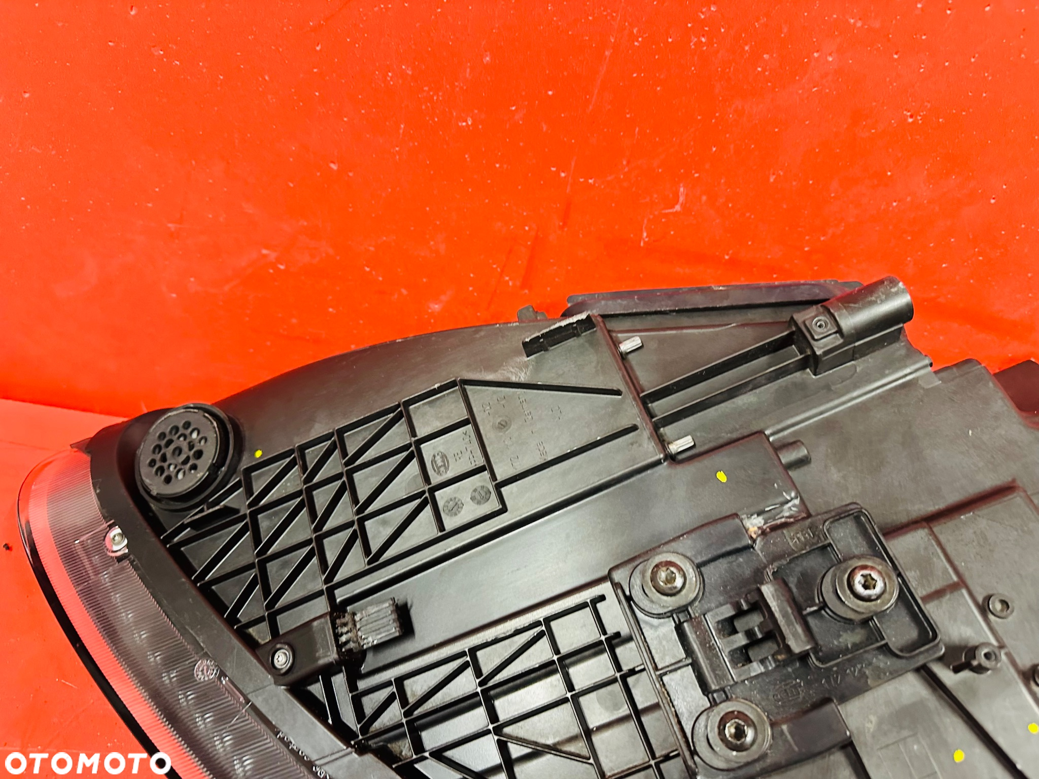 LAMPA PRAWA PORSCHE CAYENNE 7P5 GTS TURBO LED BI XENON SKRĘTNA - 7