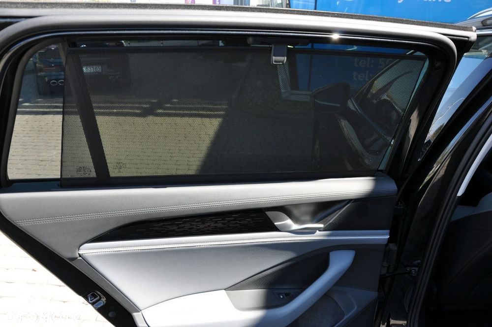 Volkswagen Passat Variant 1.5 TSI ACT mHEV Elegance DSG - 28