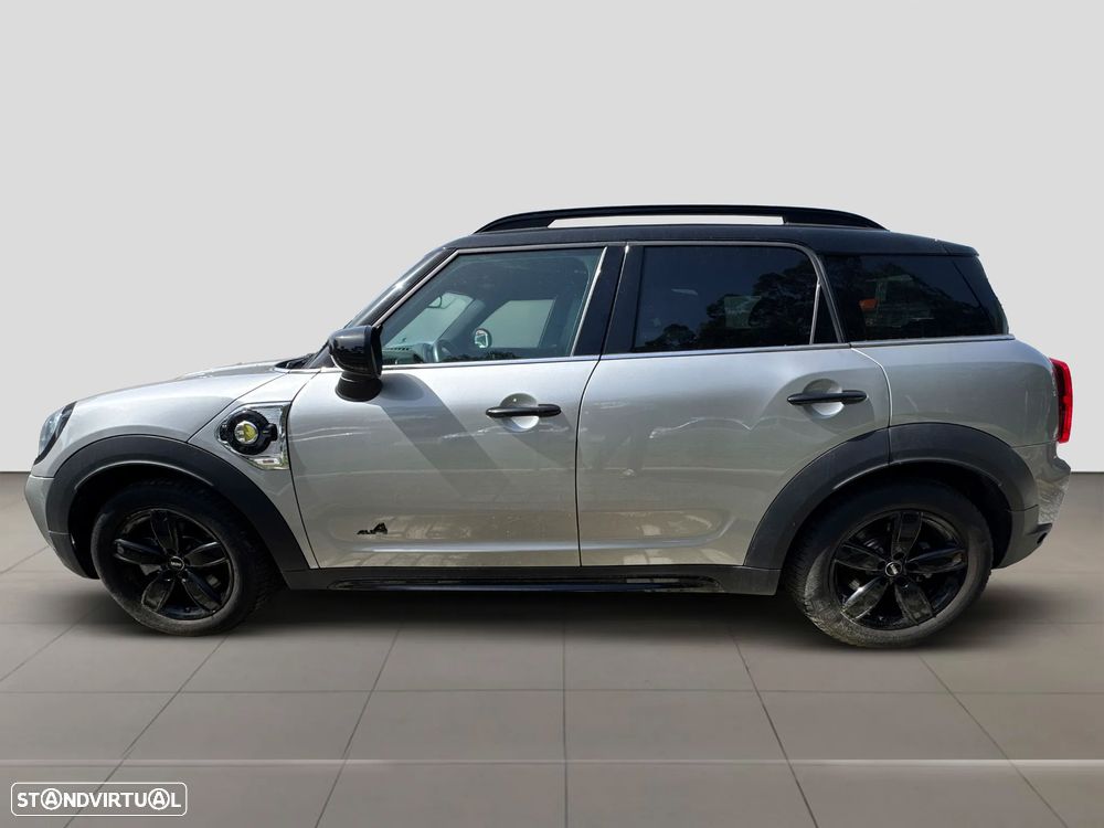 MINI Countryman Cooper SE ALL4 Auto - 3