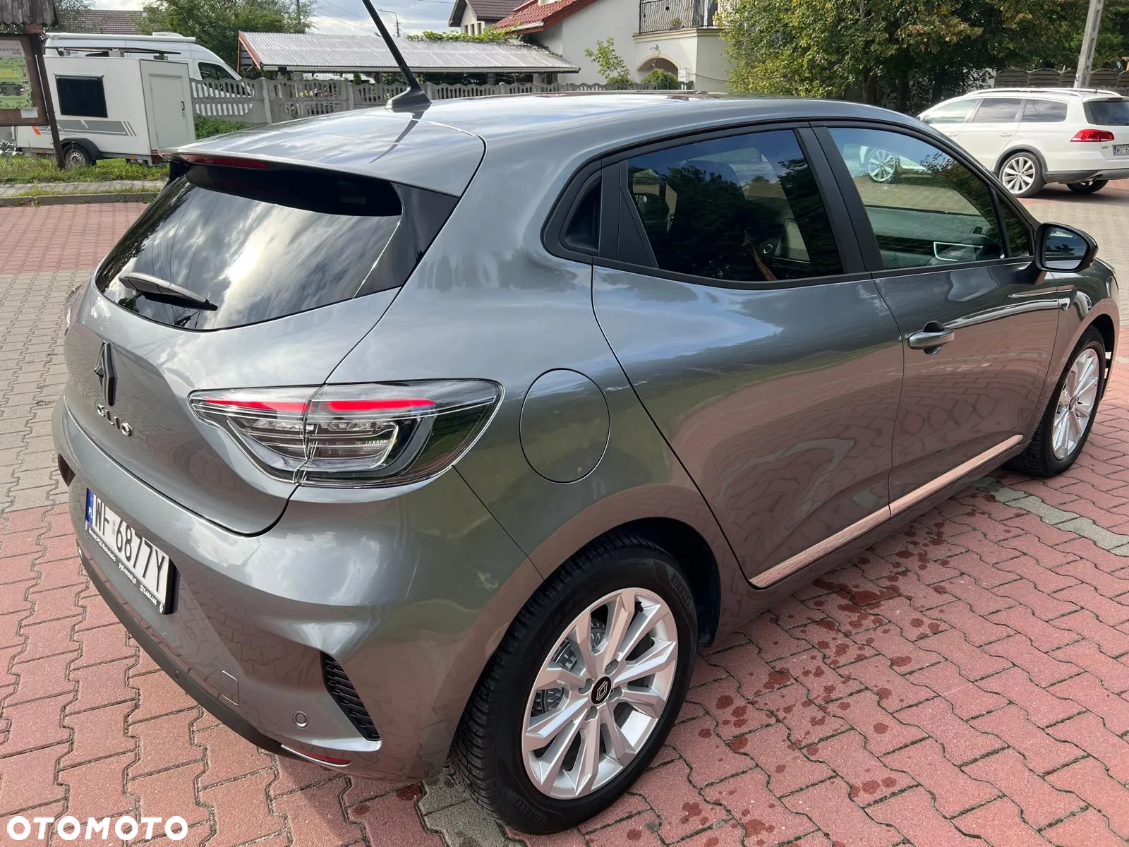 Renault Clio 1.0 TCe Evolution - 5