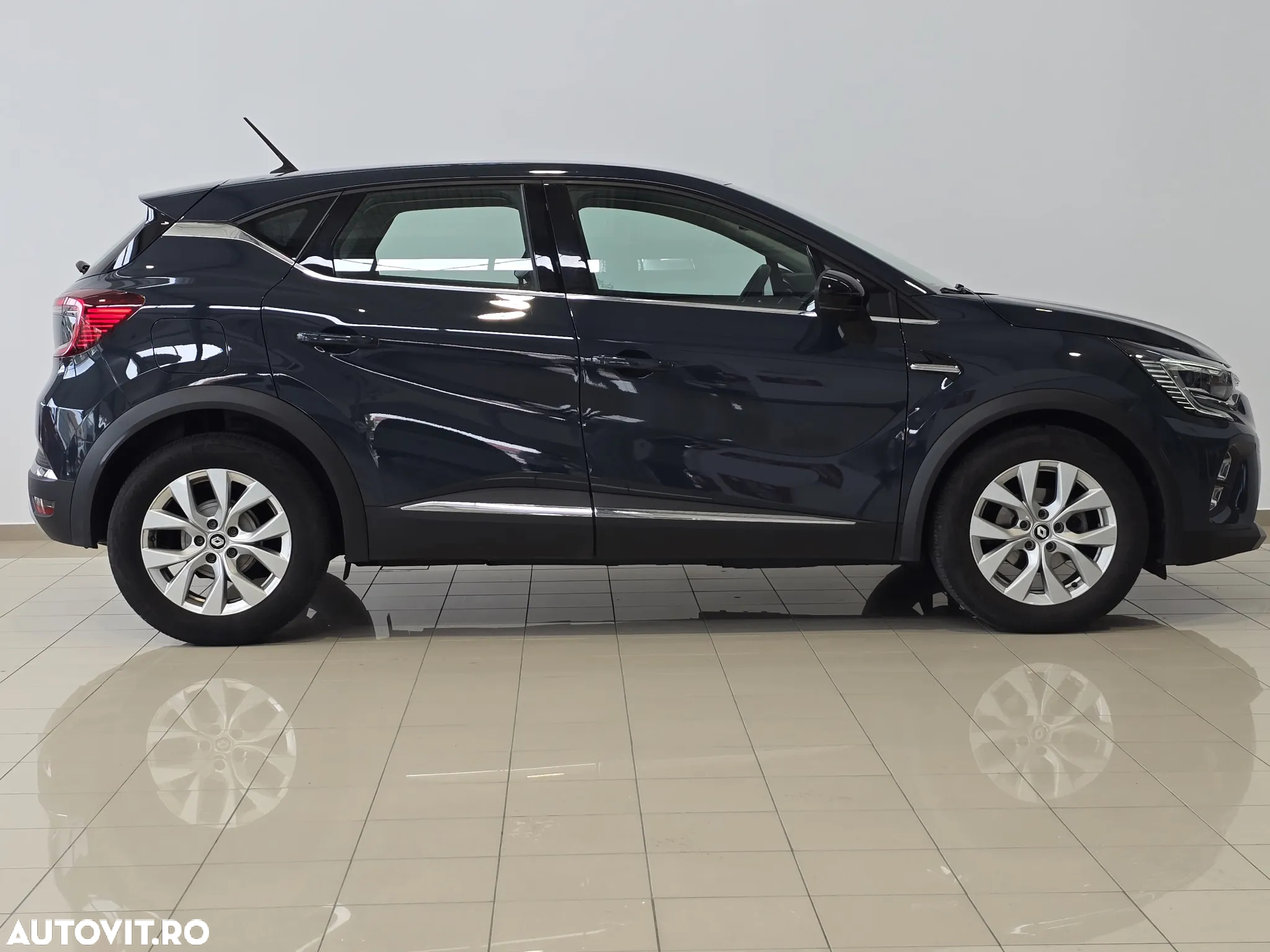 Renault Captur TCe 140 EDC Intense - 19