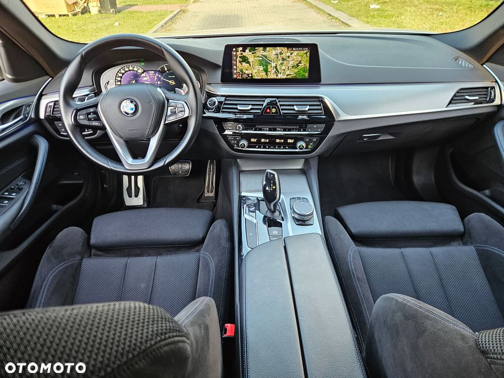 BMW Seria 5 520d xDrive M Sport sport - 6