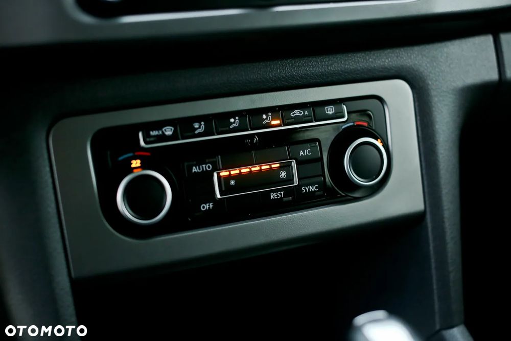 Volkswagen Amarok 2.0 BiTDI Autm Highline - 29