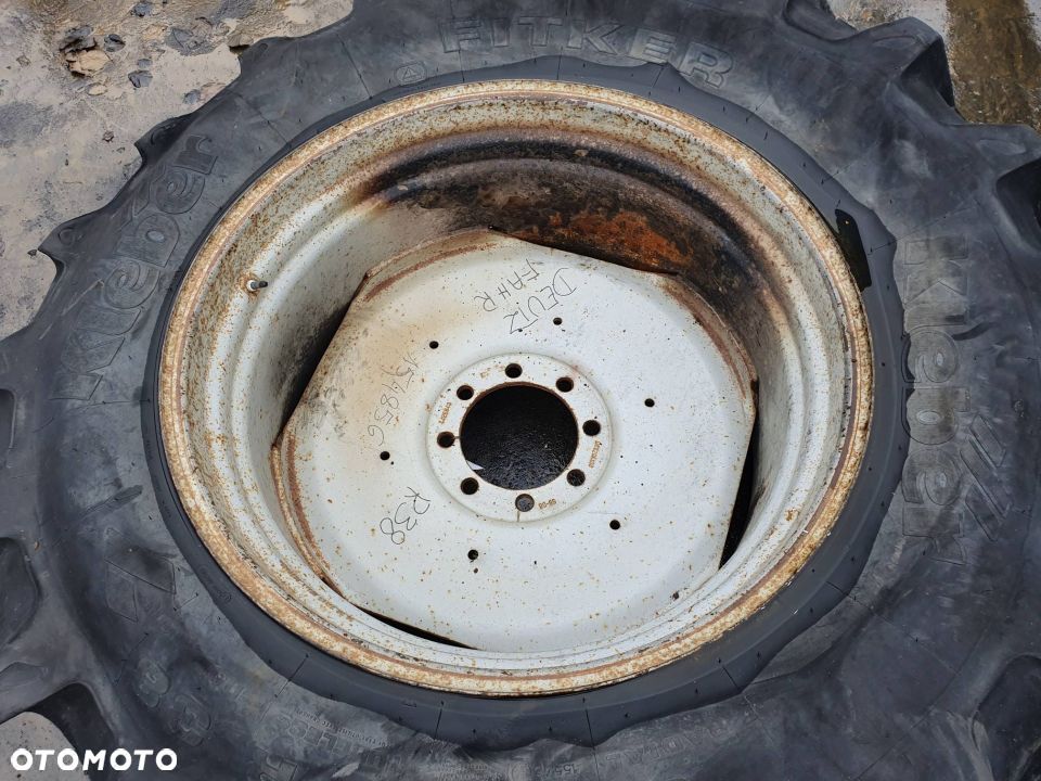 FELGA TRAKTOR DEUTZ- FAHR AGROTRON 135 R38 - 1