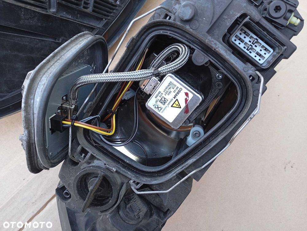 VOLVO S40 V50 Lampa Reflektor Prawy Przód LIFT XENON Przetwornica EUROPA CZĘŚCI RADOM - 6