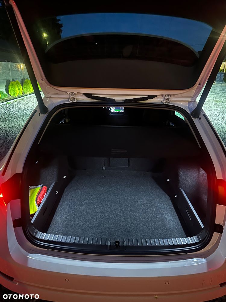 Skoda Octavia 2.0 TDI 4x4 Style DSG - 35