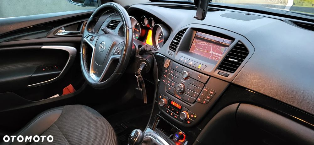 Opel Insignia 2.0 CDTI Active - 11