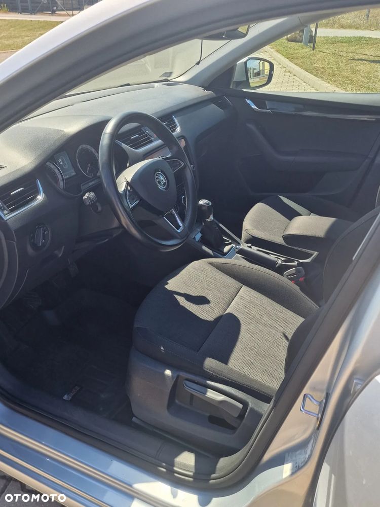 Skoda Octavia 2.0 TDI Style - 8