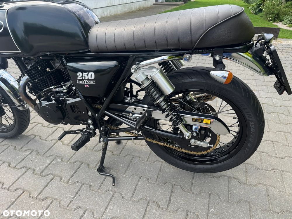 Royal Enfield Inny - 22