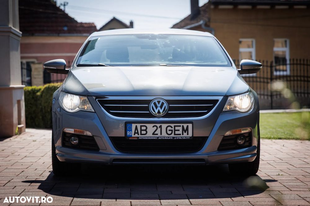 Volkswagen Passat - 2