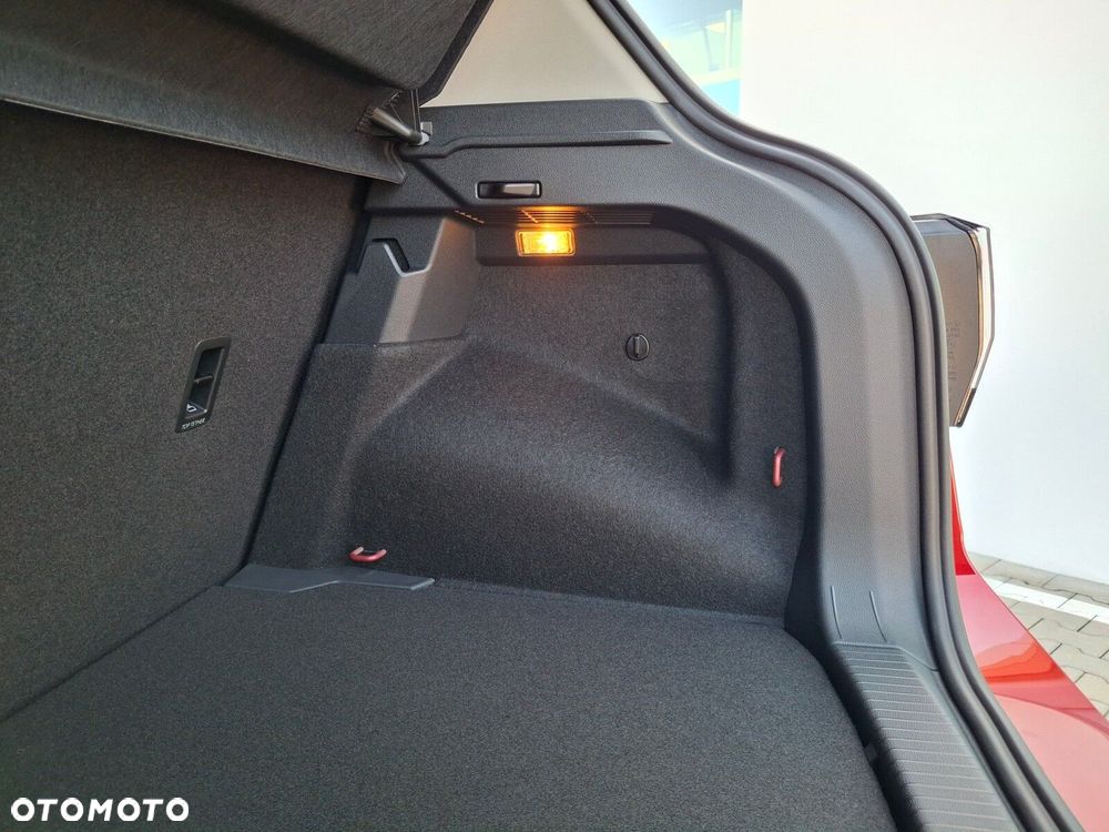 Volkswagen T-Cross 1.0 TSI Life Plus DSG - 28