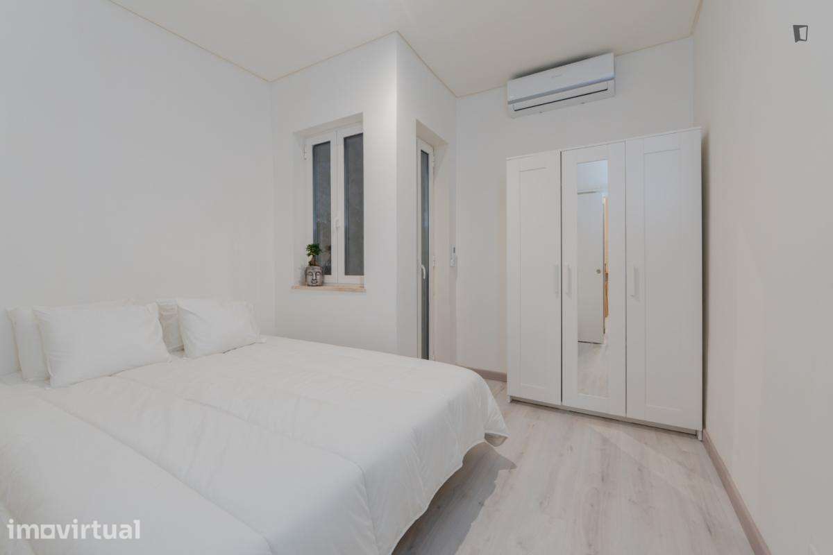Apartamento com 1 quartos - localizado em Bairro Alto Lisbon - Grande imagem: 2/46