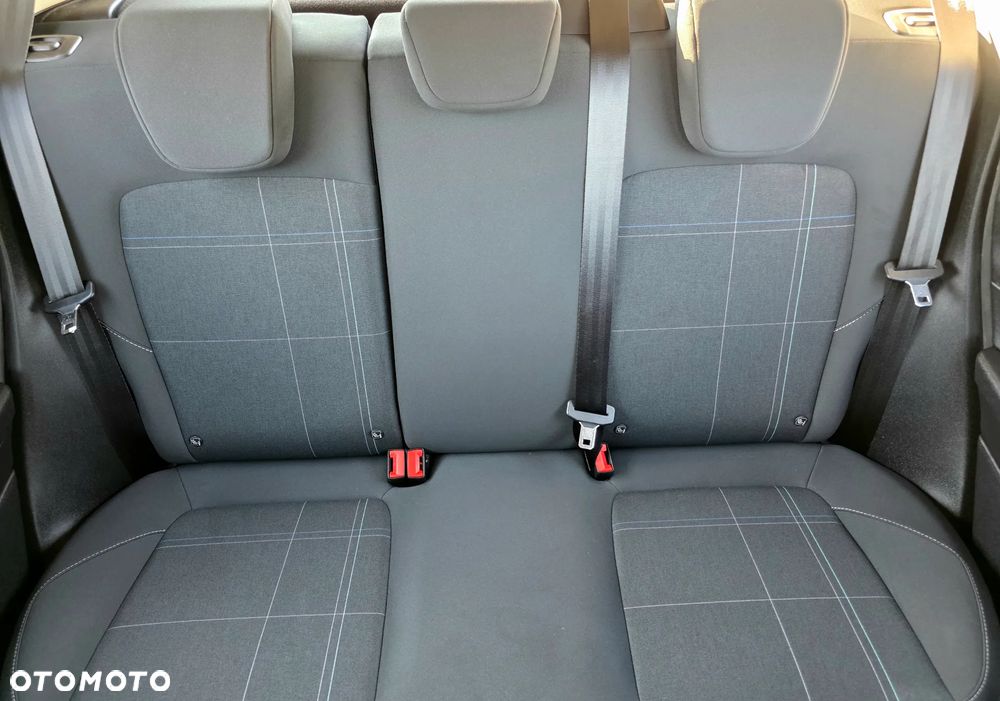 Ford Fiesta 1.1 SYNC Edition - 32