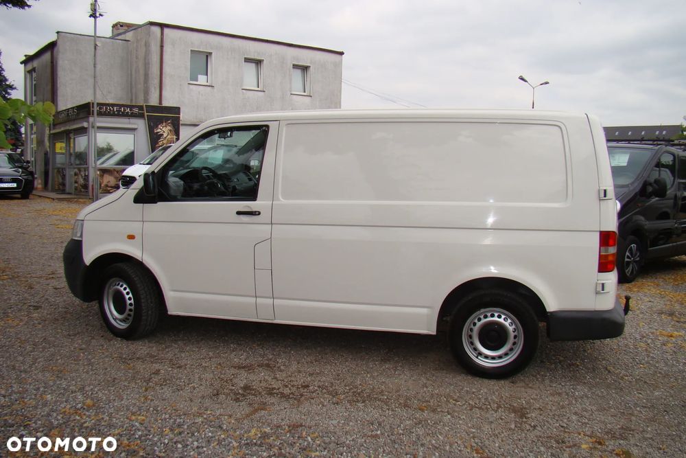 Volkswagen Transporter - 2