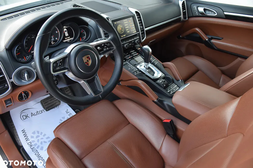 Porsche Cayenne Diesel Platinum Edition - 20