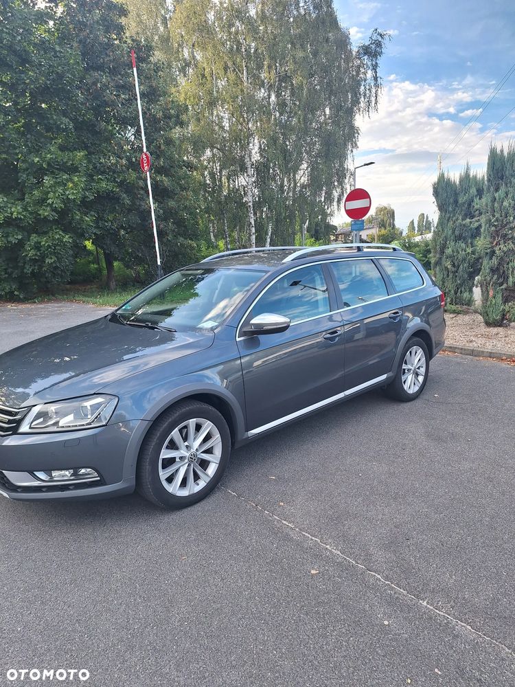 Volkswagen Passat - 2
