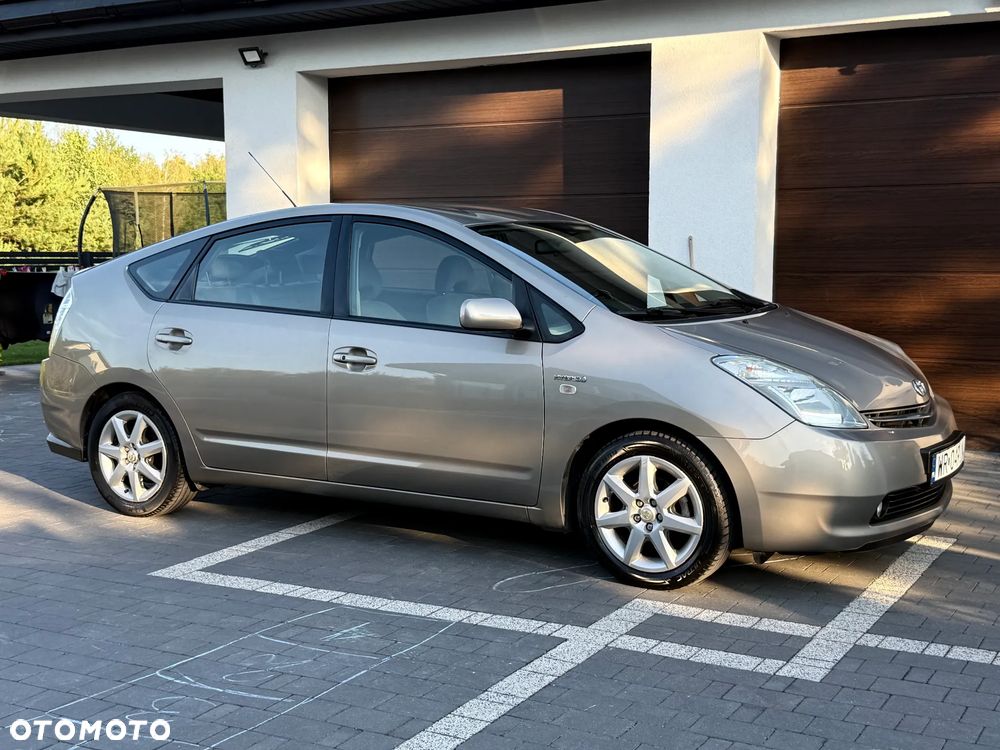 Toyota Prius 1.5 VVT-i Sol - 10